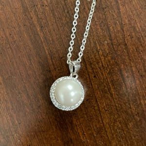 Silver tone faux pearl necklace